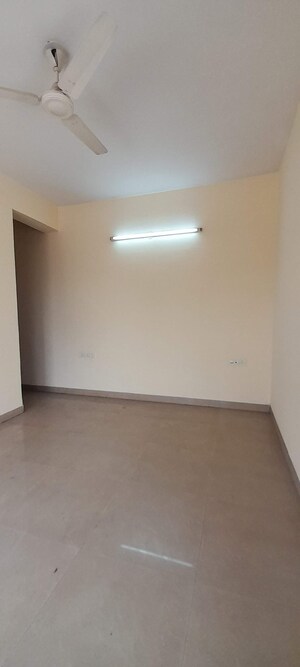 Room in 3 BHK Apartment at New Rajendra Nagar – for Rent