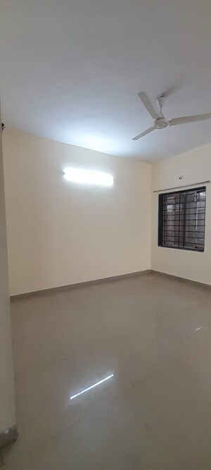 Room in 3 BHK Apartment at New Rajendra Nagar – for Rent
