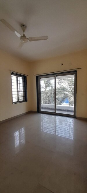 Room in 3 BHK Apartment at New Rajendra Nagar – for Rent