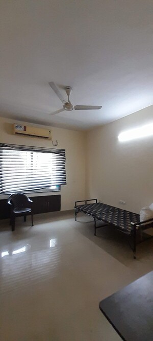 Room in 3 BHK Apartment at New Rajendra Nagar – for Rent