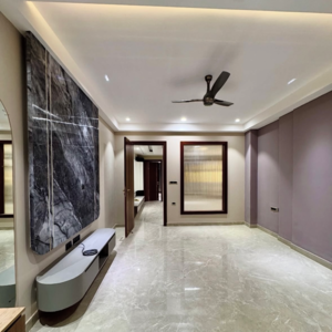 Room in 4 BHK Builder Floor at New Industrial Township 3 – for Rent