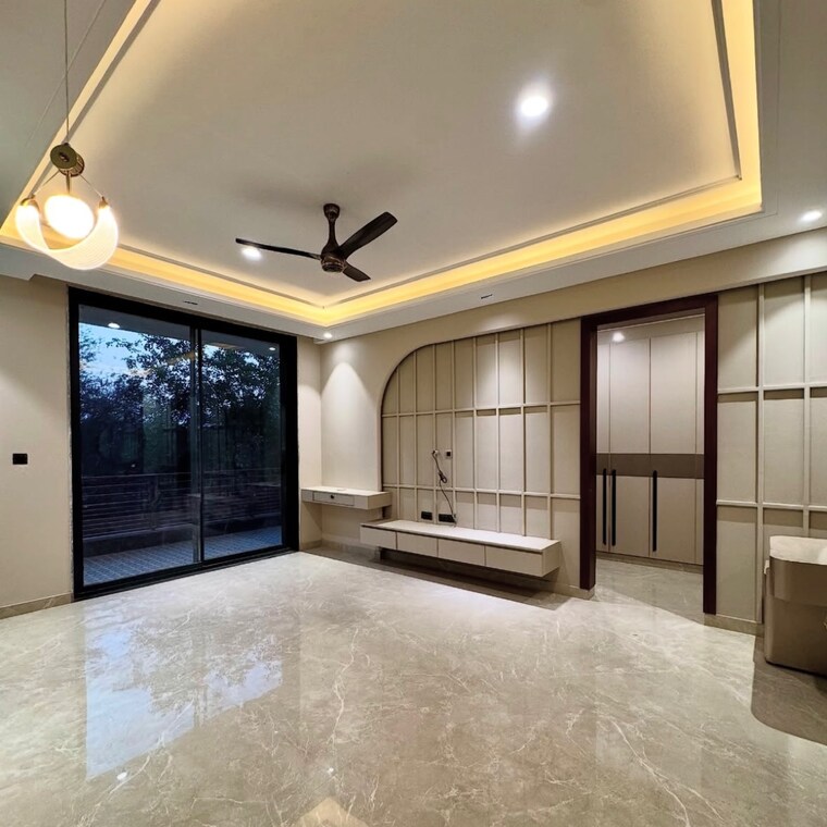 Room, new industrial township 3 4 Bedroom 4500 Sq.Ft. Builder Floor In New Industrial Township 3 Faridabad 10335857