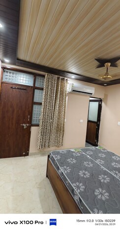 2 BHK + Study Room Apartment For Rent in RWA Apartments Sector 122