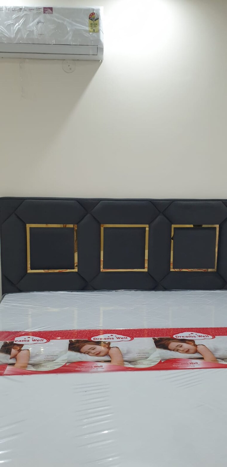 Room, palam vihar 3 Bedroom 290 Sq.Yd. Builder Floor In Palam Vihar Gurgaon 10336669