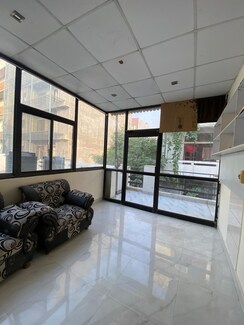 2.5 BHK + Pooja Room Builder Floor For Rent in Ansal Plaza Sector-23