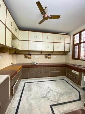 Kitchen in 2.5 BHK Builder Floor at Ansal Plaza Sector-23, Sector 23 – for Rent