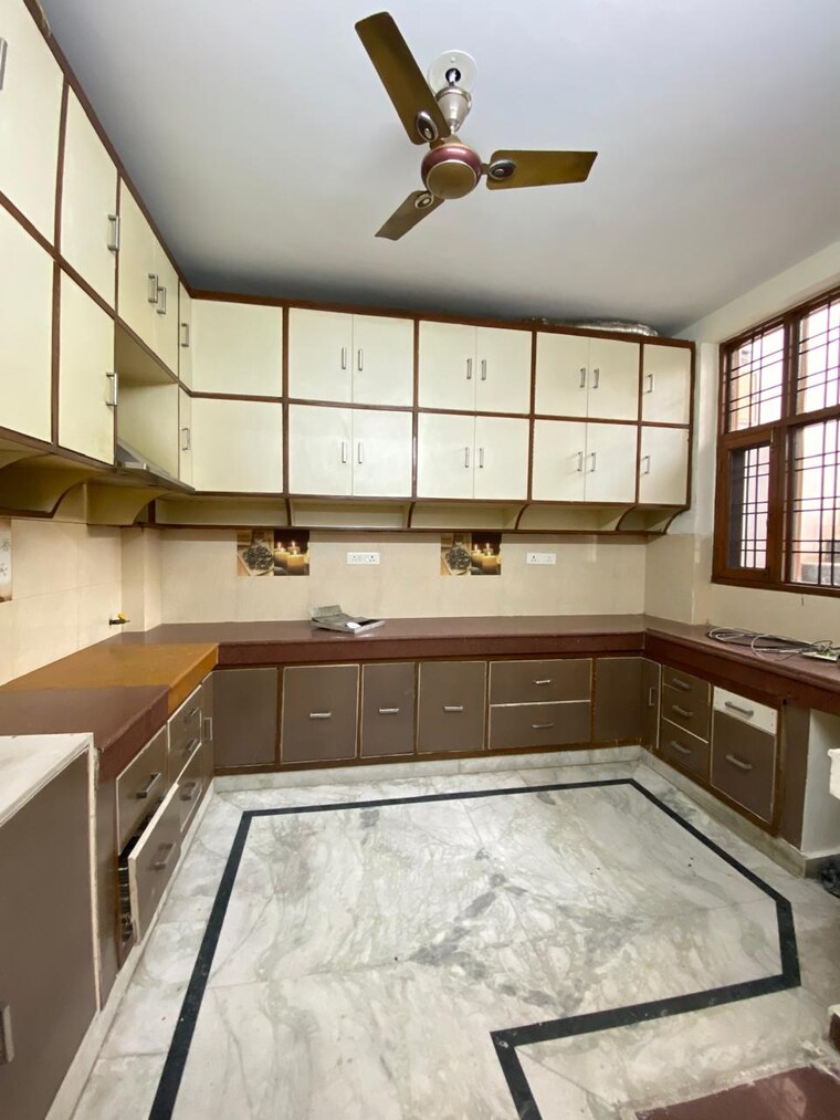 Kitchen, ansal-plaza-sector-23 2.5 Bedroom 1440 Sq.Ft. Builder Floor In Sector 23 Gurgaon 10336648
