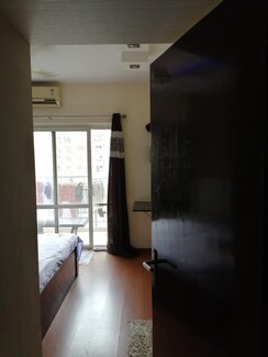 5 BHK + Pooja Room,Servant Room,Study Room Apartment For Sale in BPTP Park Grandeura