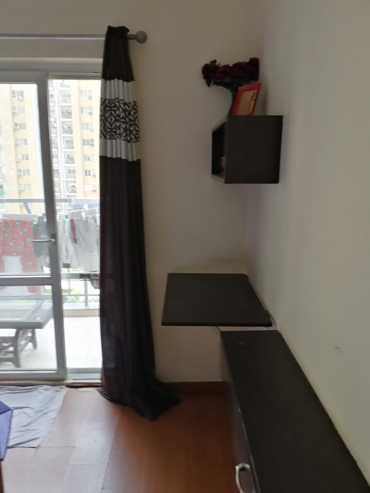 Living Room, bptp-park-grandeura 5 Bedroom 2795 Sq.Ft. Apartment In Sector 82 Faridabad 10336657