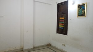 Room in 2 BHK Builder Floor at Supertech Shopprix Mall Vaishali, Vaishali Sector 5 – for Sale