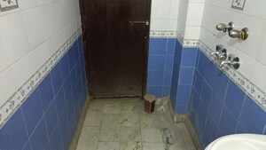 Bathroom in 2 BHK Builder Floor at Supertech Shopprix Mall Vaishali, Vaishali Sector 5 – for Sale