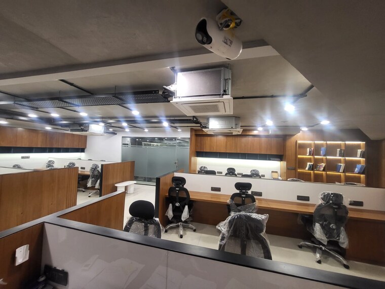 Team Area, sola Commercial Office Space 1196 Sq.Ft. In Sola Ahmedabad 10336667