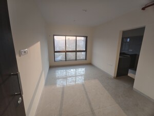 Room in 1.5 BHK Apartment at Atul Horizon, Bhandup West – for Rent