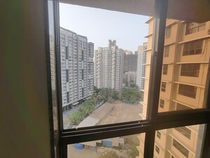 Balcony in 1.5 BHK Apartment at Atul Horizon, Bhandup West – for Rent