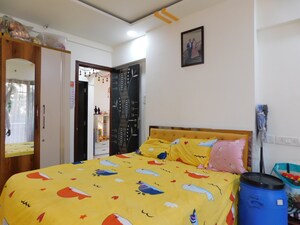 Bedroom in 2 BHK Apartment at Om Sai Chembur Nandadeep CHS, Chembur – for Rent