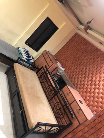 1 BHK Flat for Rent in Kothrud, Pune