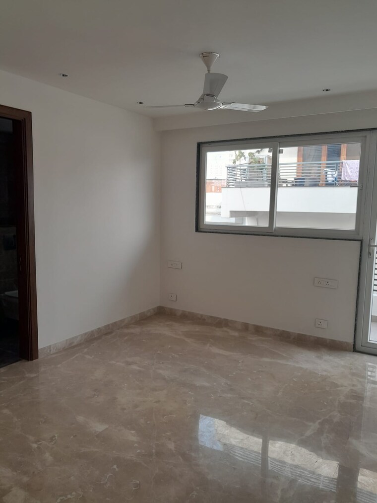 Room, dlf-new-town-heights-i 4 Bedroom 2727 Sq.Ft. Builder Floor In Sector 90 Gurgaon 10339020