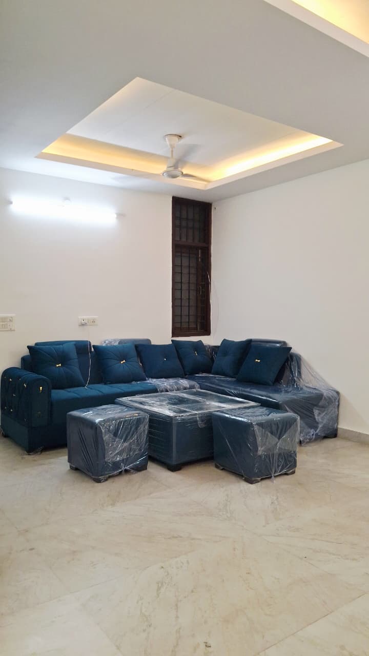 1 BHK + Study Room Builder Floor For Rent in Saket