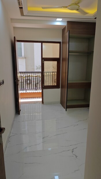 3 BHK Builder Floor for Sale in Chattarpur, Delhi