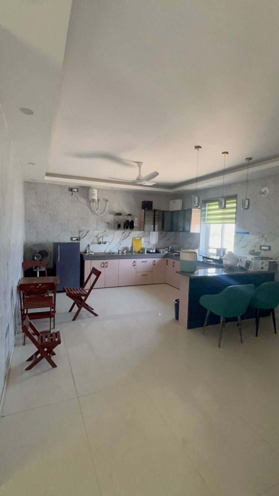 Resale 3.5 Bedroom 2066 Sq.Ft. Apartment in Unitech Escape, Sector 50 ...