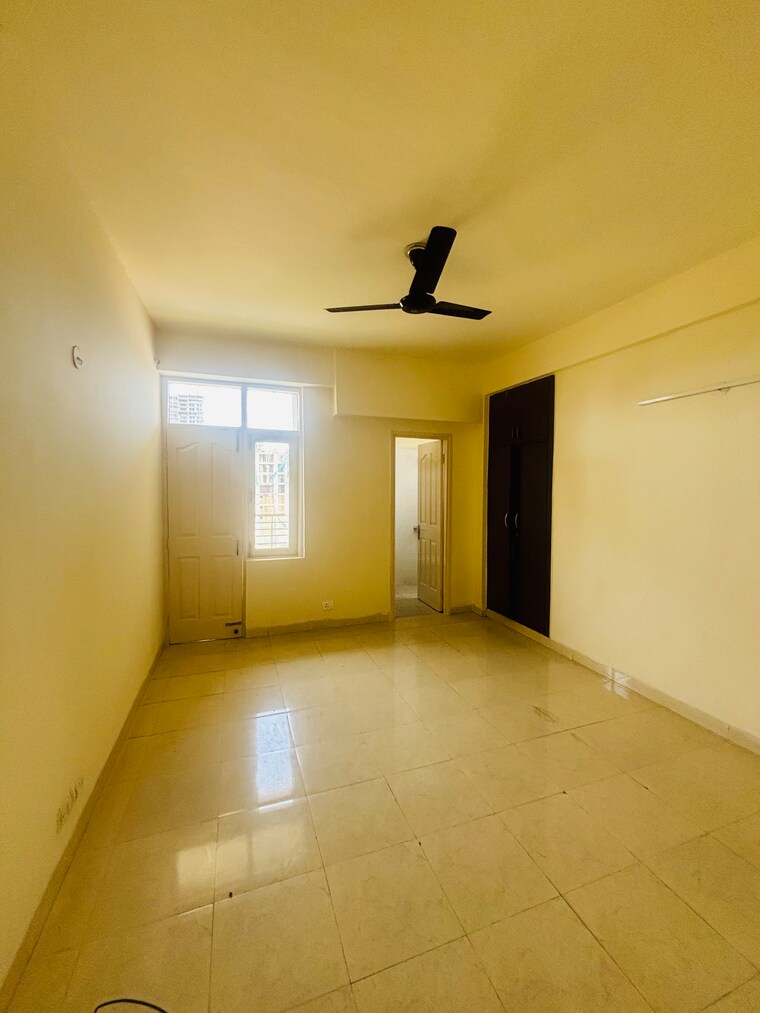 Room, tulip-orange 3 Bedroom 1437 Sq.Ft. Apartment In Sector 70 Gurgaon 10348228