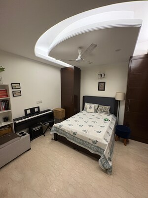 Team Area in 3 BHK Builder Floor at Greater Kailash I – for Rent