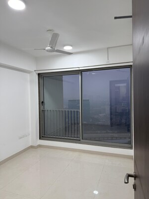 Room in 2 BHK Apartment at Sunteck City Avenue 4, Goregaon West – for Rent