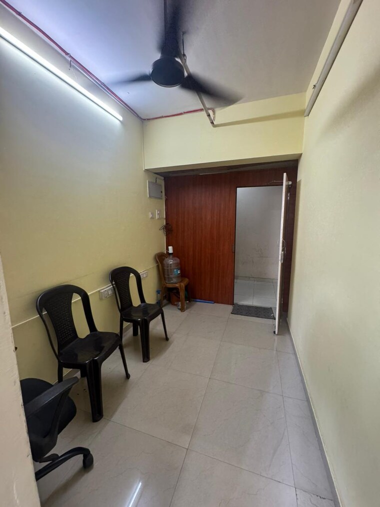 Team Area, chandrakunj-chs Commercial Office Space 150 Sq.Ft. In Vikhroli West Mumbai 10349632