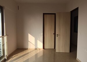 Room in 4 BHK Apartment at Sunteck Signia Isles, Bandra Kurla Complex – for Sale