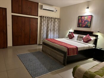 3 BHK Builder Floor for Rent in Saket, Delhi
