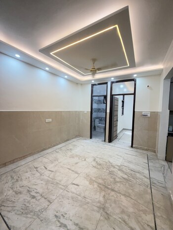 2 BHK Builder Floor for Sale in Dwarka Mor, Delhi