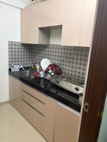 1 BHK Flat for Rent in Shanti Nagar, Mumbai