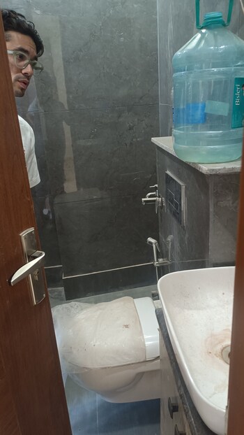 2 BHK Builder Floor for Rent in New Rajinder Nagar, Delhi