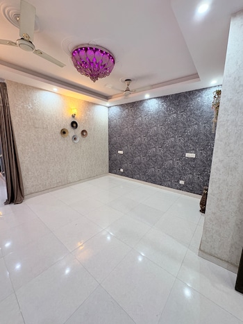 2 BHK Builder Floor for Rent in Khirki Extension, Delhi