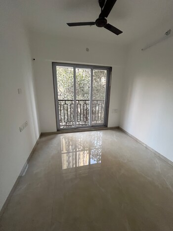 2 BHK Flat for Rent in Borivali East, Mumbai