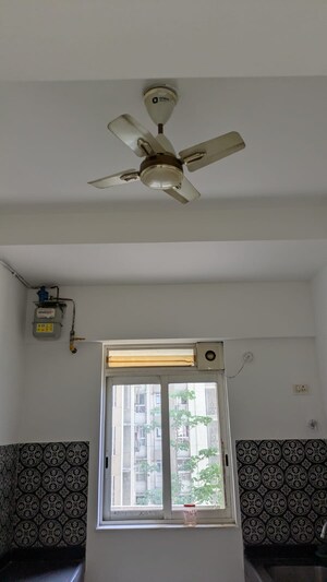 Furnished Amenities in 2 BHK Apartment at Lodha Amara, Kolshet Road – for Rent