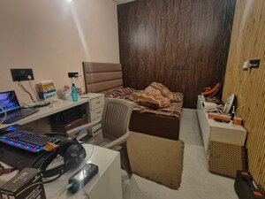 Team Area in 3 BHK Independent House at Aya Nagar – for Rent