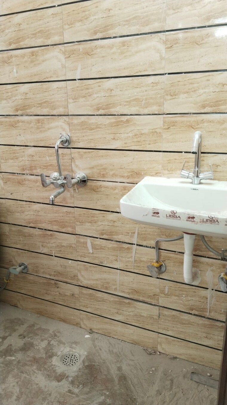 Bathroom, saket 1 Bedroom 550 Sq.Ft. Builder Floor In Saket Delhi 10357502