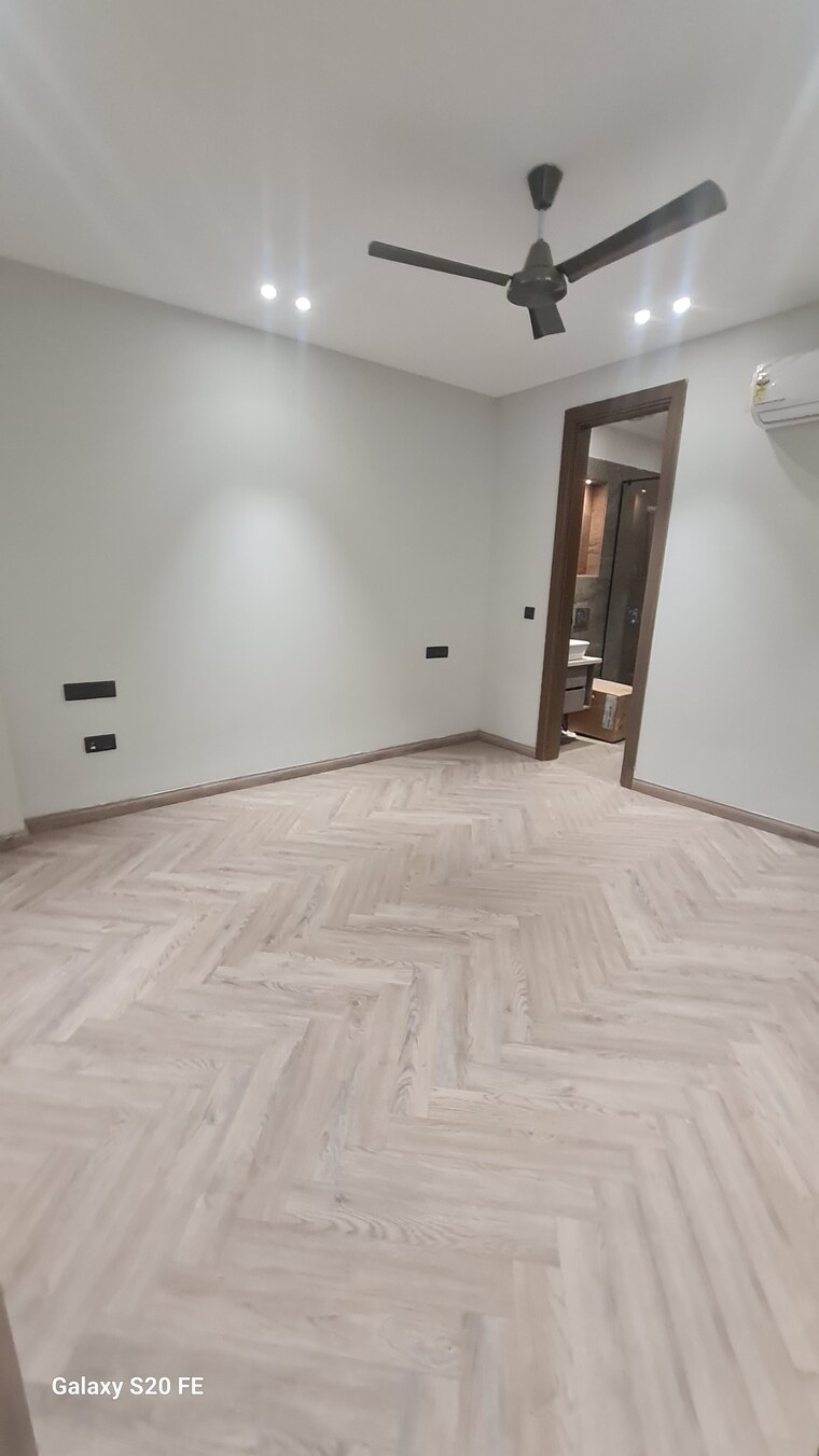 undefined, sector 46 4 Bedroom 2100 Sq.Ft. Builder Floor In Sector 46 Gurgaon 10357500