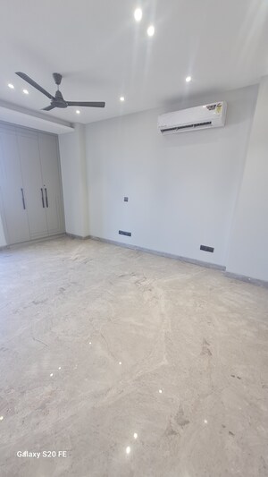 Bathroom in 4 BHK Builder Floor at Sector 46 – for Sale