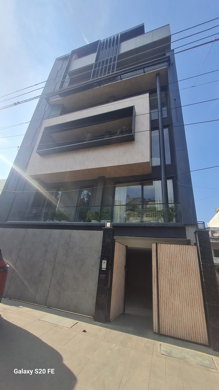 Balcony, sector 46 4 Bedroom 2100 Sq.Ft. Builder Floor In Sector 46 Gurgaon 10357500
