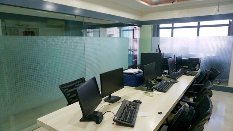 Team Area, sola Commercial Office Space 1511 Sq.Ft. In Sola Ahmedabad 10357521