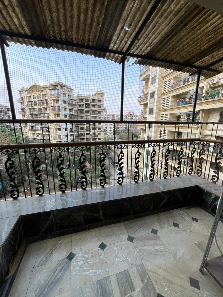 Balcony, green-valley-chs 3 Bedroom 1650 Sq.Ft. Apartment In Wanwadi Pune 10357548