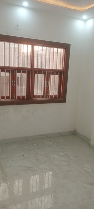 Room in 4 BHK Builder Floor at Dwarka – for Sale
