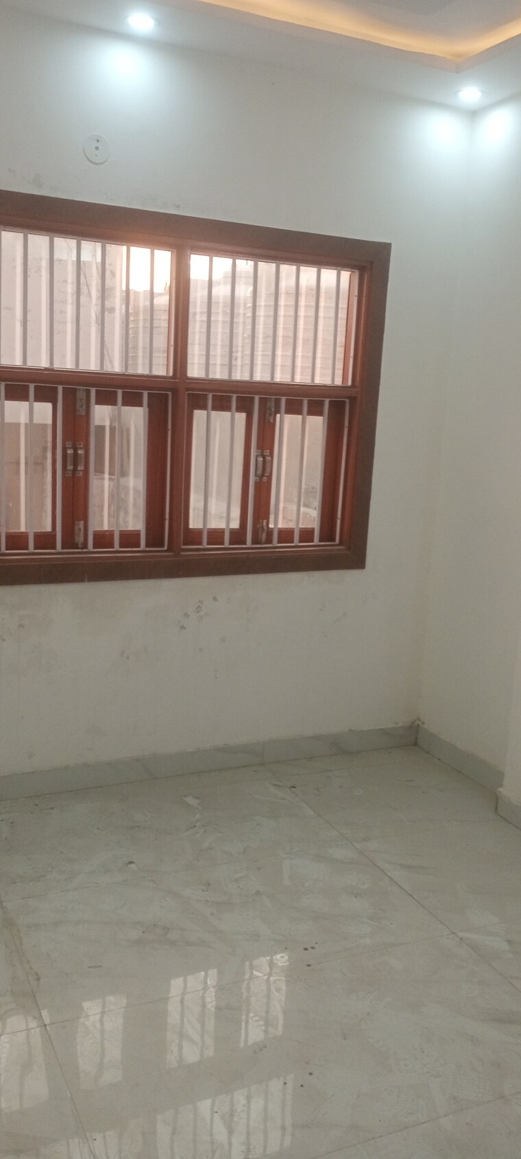 Room, dwarka 4 Bedroom 135 Sq.Yd. Builder Floor In Dwarka Delhi 10357573