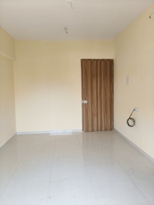 Room in 1 BHK Apartment at Naupada – for Sale
