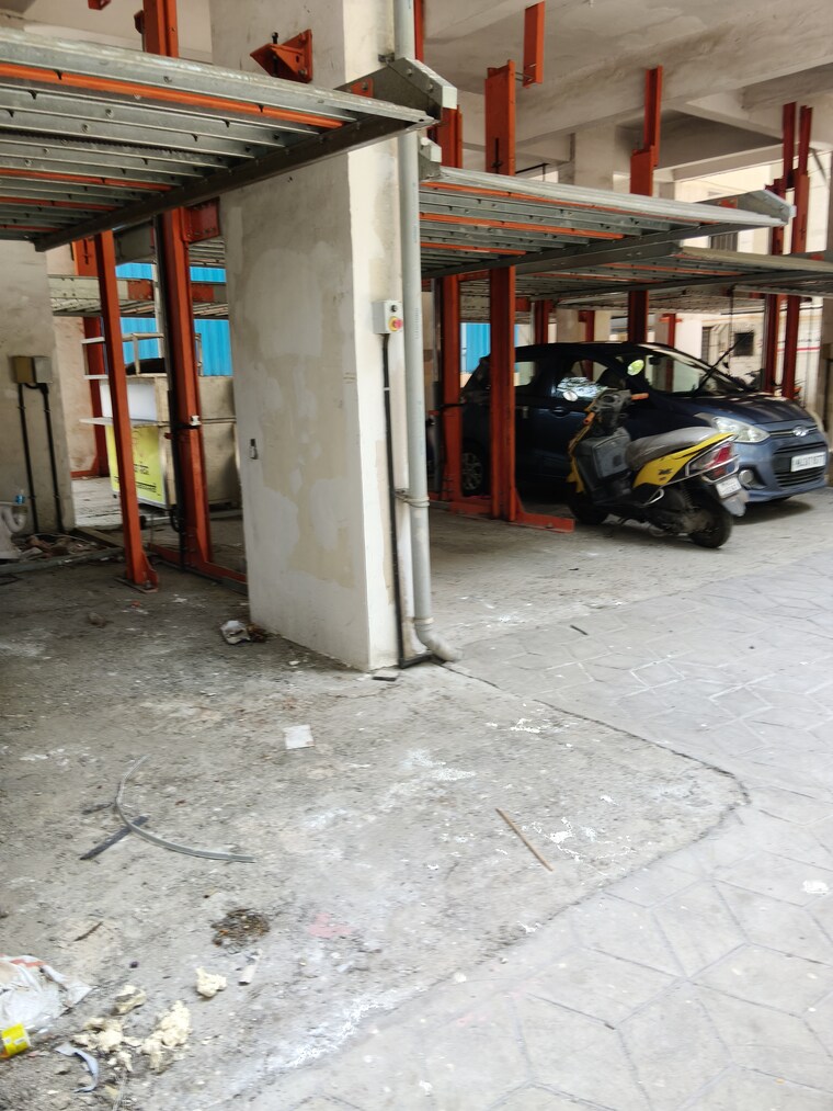  Parking, naupada 1 Bedroom 500 Sq.Ft. Apartment In Naupada Thane 10357584