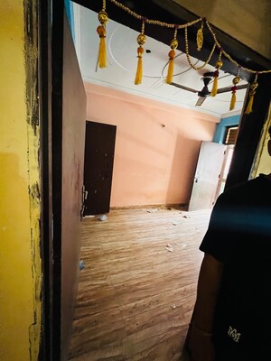 Team Area in 2 BHK Builder Floor at Sector 121 – for Rent