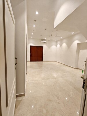 3 BHK Apartment For Rent in Indiabulls Sky, Lower Parel