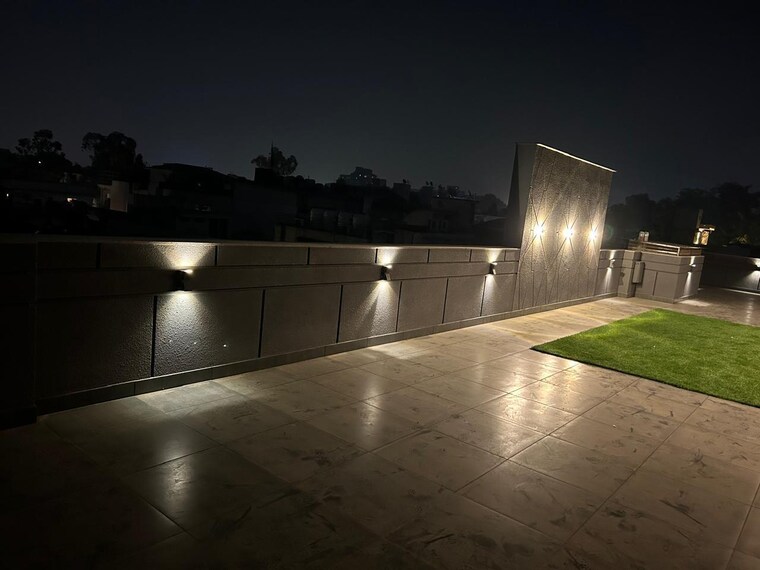 Swimming Pool, greater kailash i 3 Bedroom 1854 Sq.Ft. Builder Floor In Greater Kailash I Delhi 10357661
